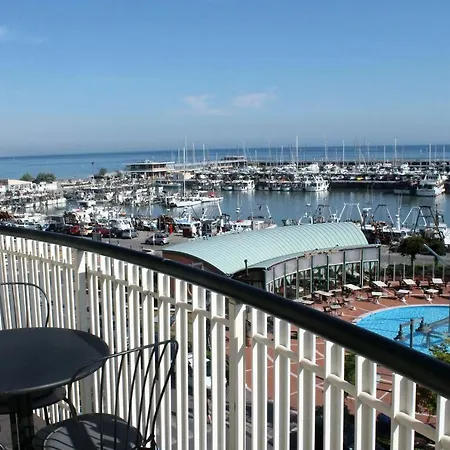 Appart hôtel Fiorella 3*