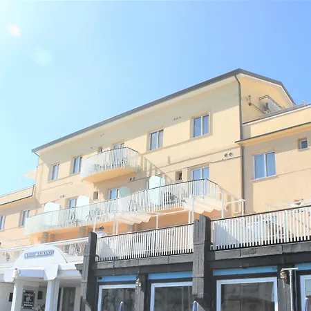 Fiorella 3* Cattolica