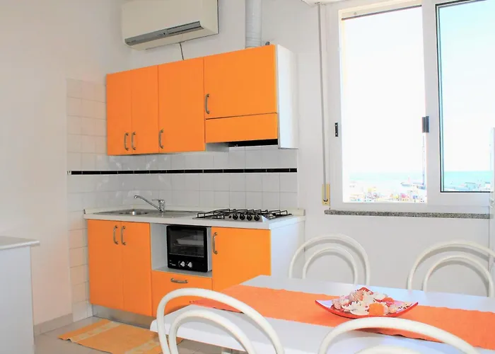 Fiorella Aparthotel 3*