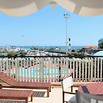 Aparthotel Fiorella Cattolica
