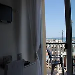 Aparthotel Fiorella 3*