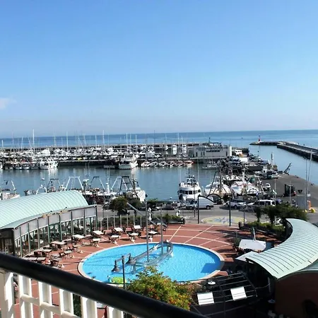 Fiorella מלון דירות