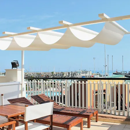 شقة فندقية Fiorella 3*