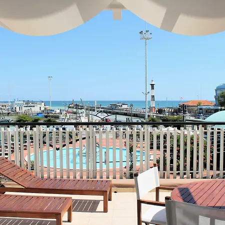 מלון דירות Fiorella קאטוליקה