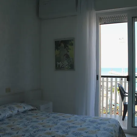 Fiorella 3* קאטוליקה