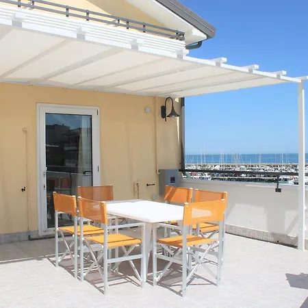 Fiorella קאטוליקה