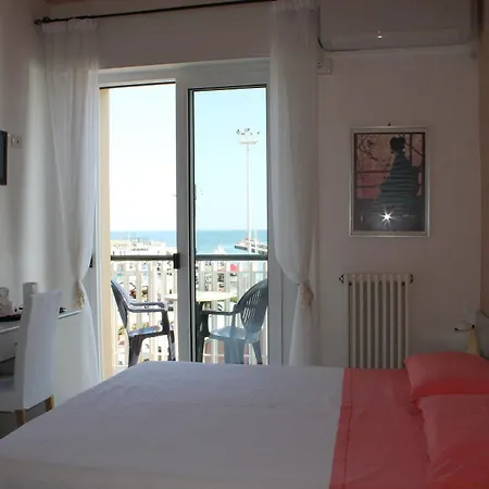 Fiorella 3*