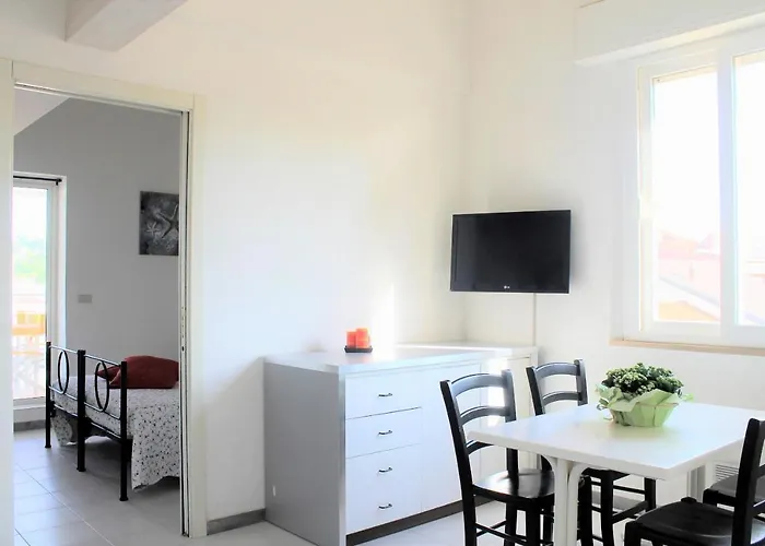 Fiorella Aparthotel