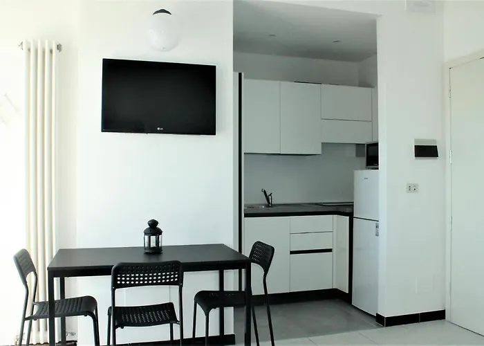 Aparthotel Fiorella 3*